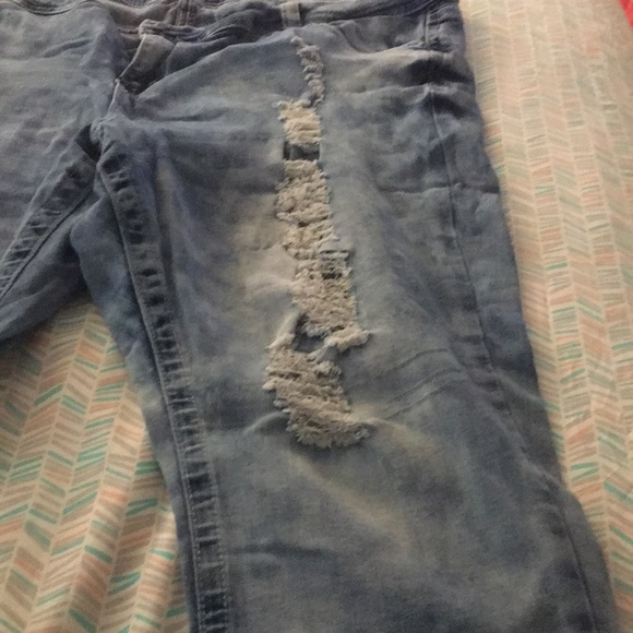 Blue Capri shorts - Picture 2 of 8